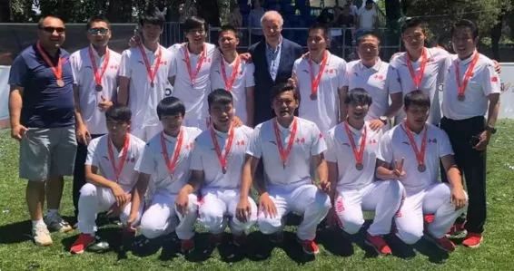 中国男足踢赢了谁进的十二强,中国男足踢得了世界杯吗