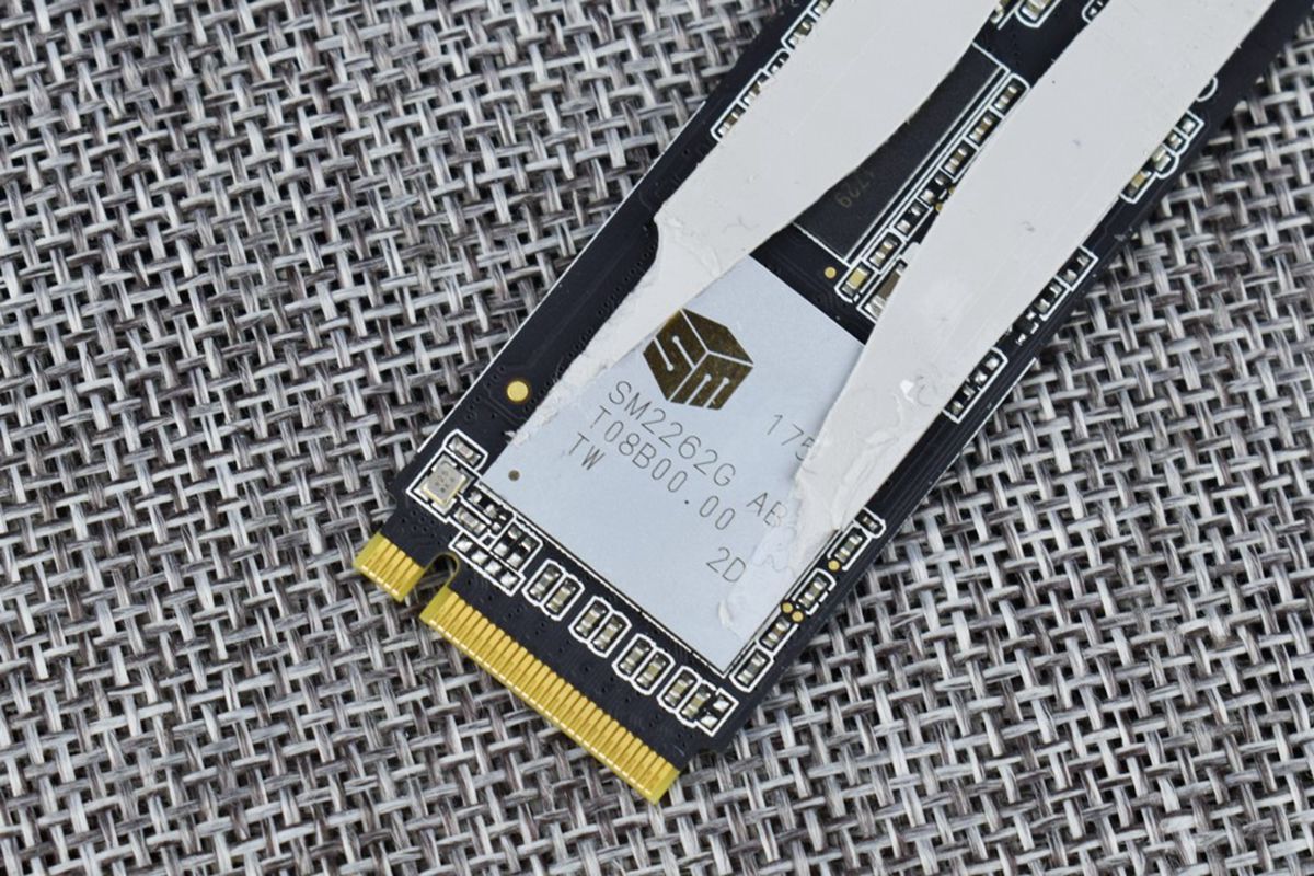 m.2固态硬盘推荐新手,m.2固态硬盘装几个比较好
