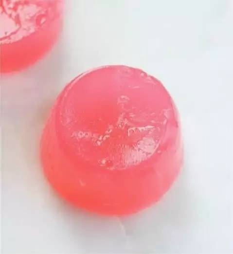 很实用的洗衣液,不伤皮肤又消毒的洗衣液