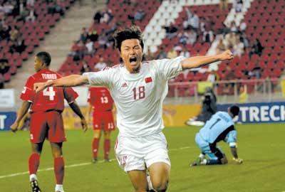 英格兰男足输球冰岛,冰岛0-2惨败被质疑踢假球