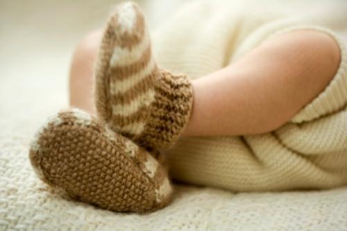 宝宝多大可以买普通鞋,宝宝买鞋子应该买大一码吗