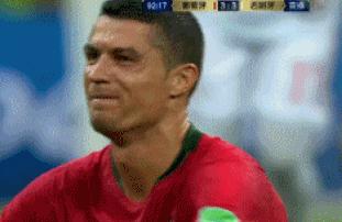 西班牙拉莫斯跟着c罗庆祝,c罗绝杀西班牙拉莫斯庆祝