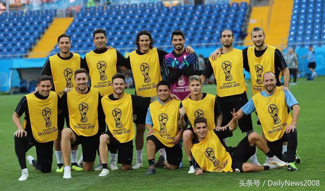 苏亚雷斯进球后向怀孕妻子致敬,世界杯夺冠苏亚雷斯