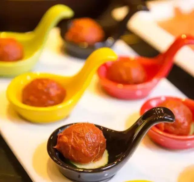 嗜辣星人的终极灵药！魔都这12家火辣餐厅，来吃饭的人都被弄哭了