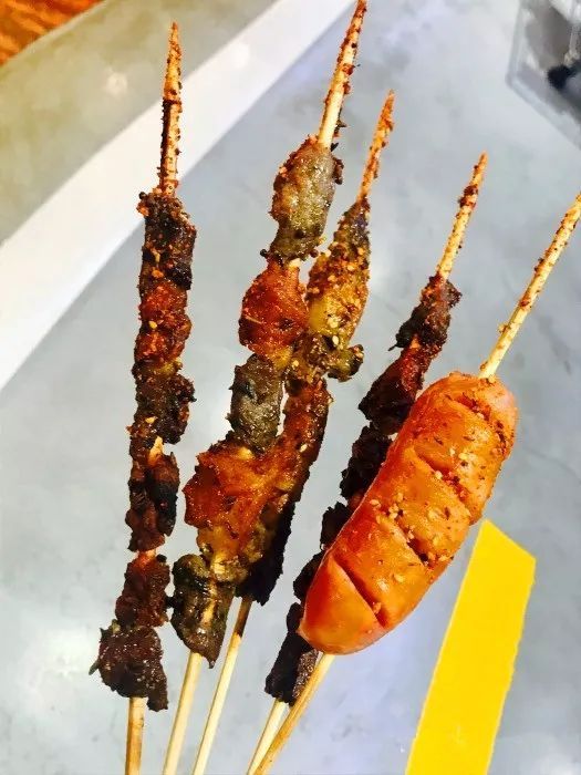 欧亚卖场地下美食,欧亚卖场美食街在哪个位置