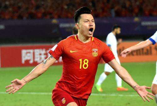 自豪豪沃,郑州足球运动员