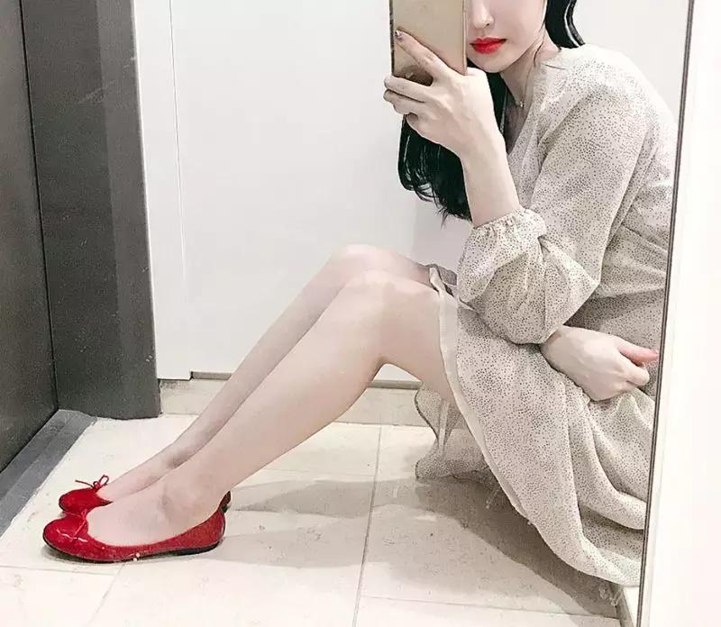 高帮小白鞋女款2020真皮平底鞋,入手一双软底软面平底小白鞋