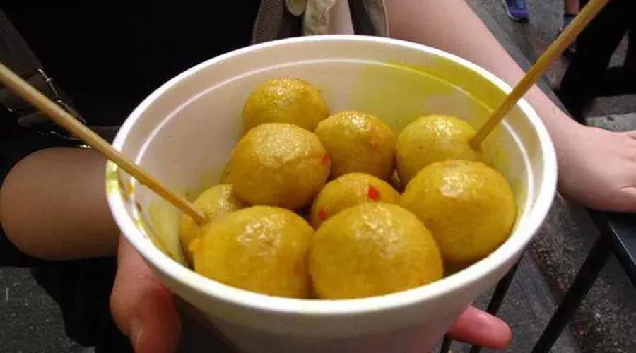 去香港可以不吃鱼蛋吗,香港100元可以吃到什么