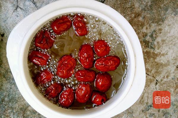 不用煮又简单的夏日解暑美食,天气热了就馋这道菜口感清脆