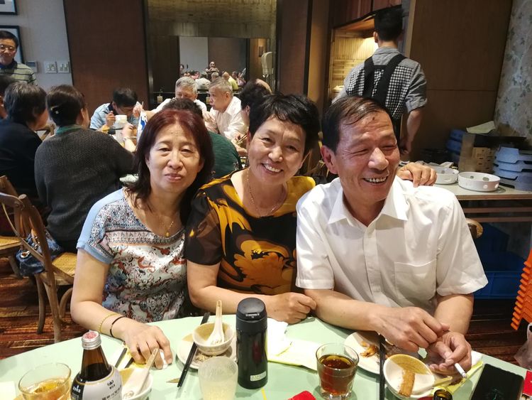 干岔子一，二队老知青久别重逢，共忆黑土情长