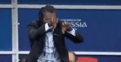 实况足球第一女玩家,2024世界杯中国足球现场美女