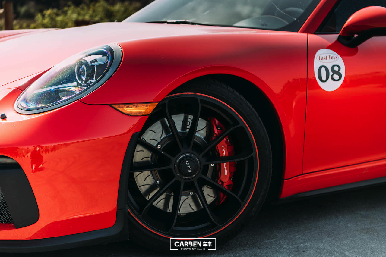 玩姿态就绝交!他的GT3只会活在赛道里|玩家