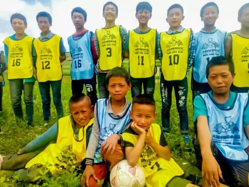 助力山区儿童足球梦,助力乡村儿童足球梦