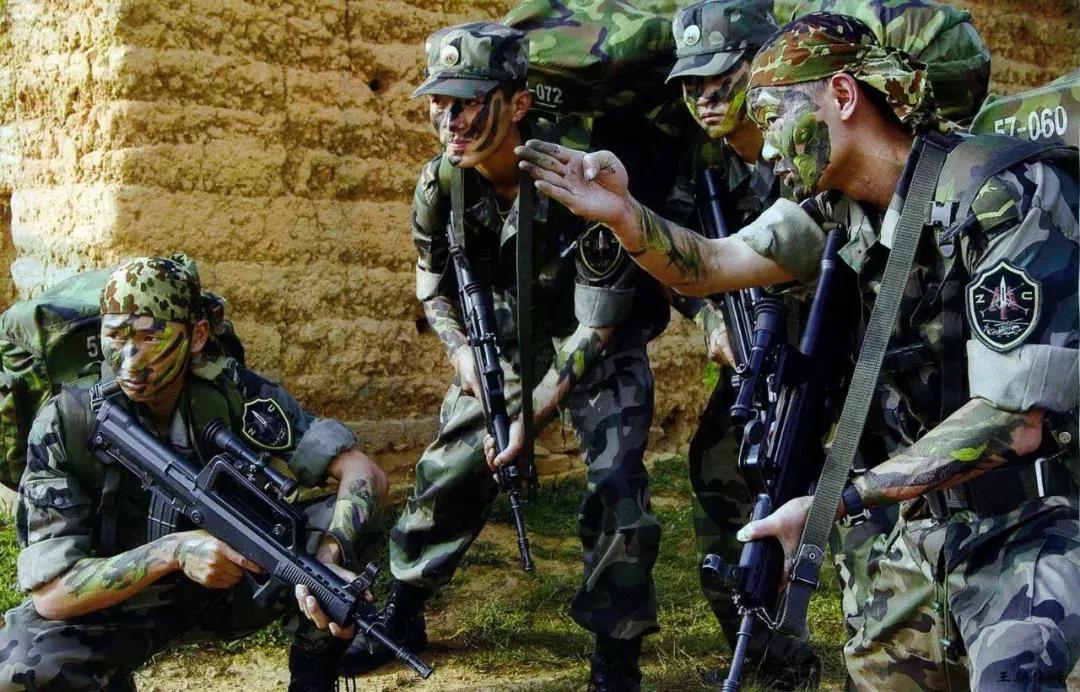 中国特警最新突击步枪,中国特警用的突击步枪