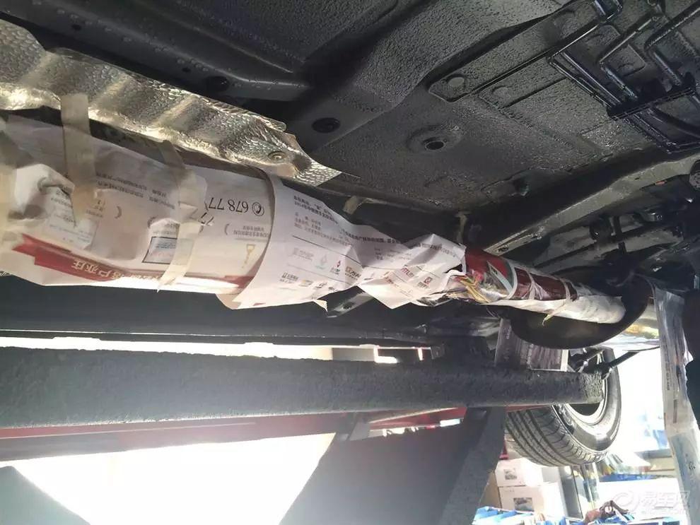 发动机装甲和底盘护板,底盘装甲好还是发动机护板好