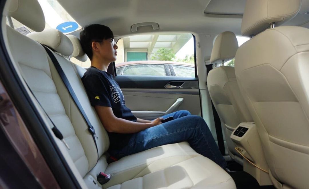 大众朗逸和宝来哪个更值得买,10万左右大众宝来和朗逸推荐哪款