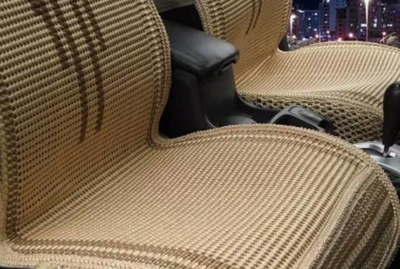 真皮座椅有必要加座套,买真皮座椅为什么还要套座套