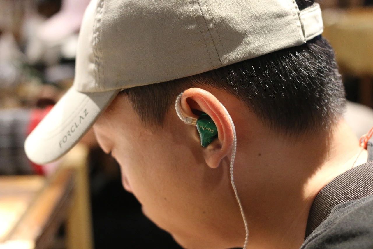 时隔两年多的聚会,时隔两年的聚会