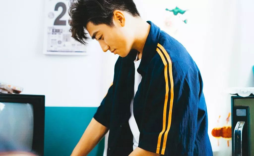 男生学院风穿搭攻略,万能穿搭攻略男生31到40