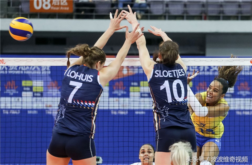 朱婷率队复仇荷兰塞尔维亚,朱婷被郎平淘汰