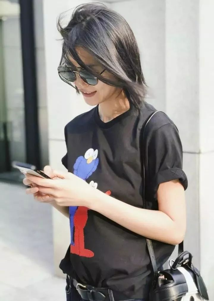 优衣库又出合作款,优衣库刘雯同款衬衫