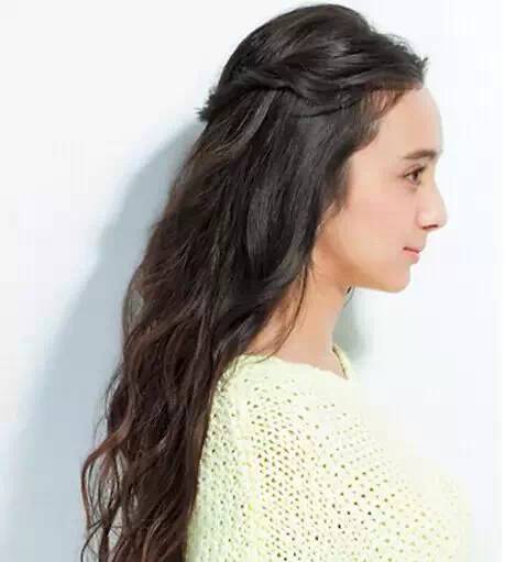 中分烫发怎样扎头发简单好看,烫发后怎么扎好看视频