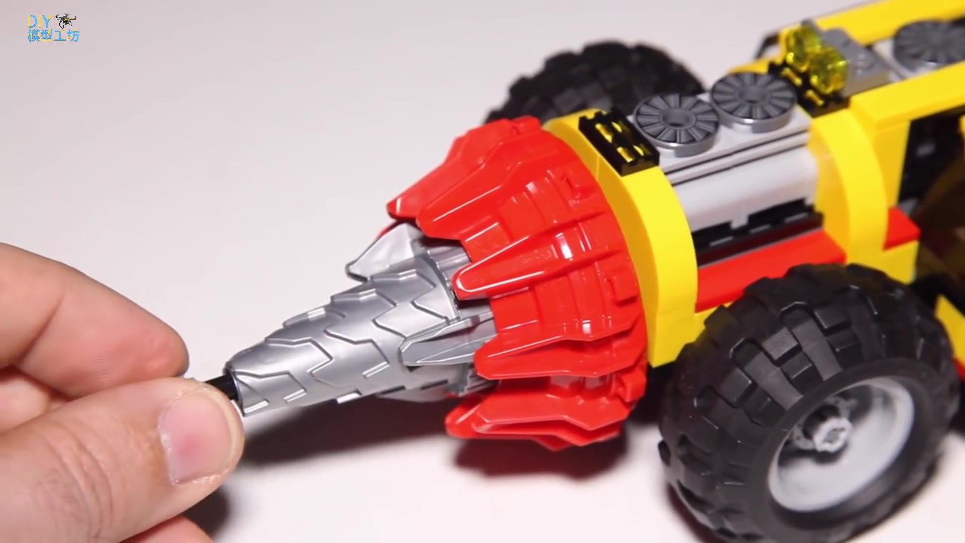 乐高采矿场拼装视频,乐高高科技移动要塞拼装视频