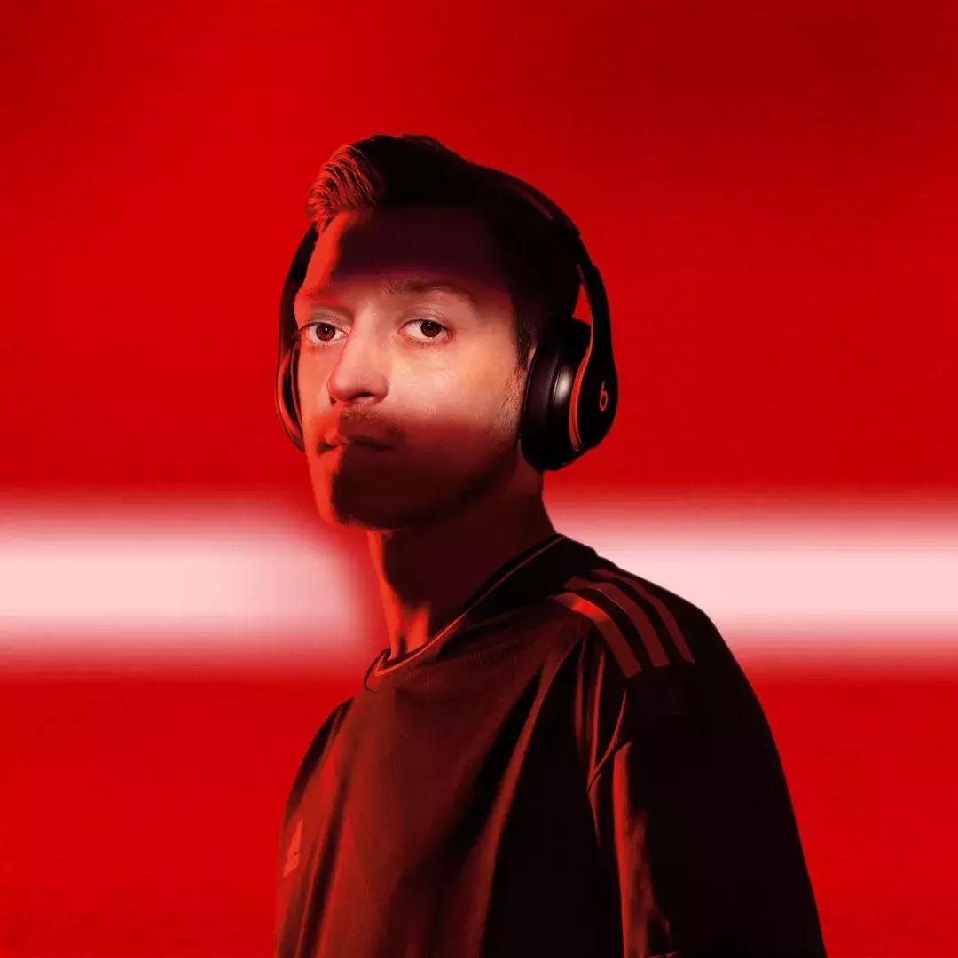 病号、死宅男，世界杯大神都曾是什么货色？！