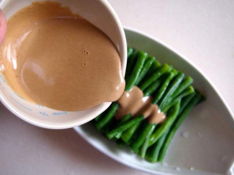 为什么自己的麻酱比火锅店苦,饭店麻酱为什么比买的好吃