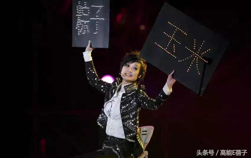 李宇春易烊千玺唱的新时代,李宇春毛阿敏完整版