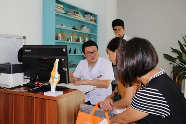 扎根中国大地办医办学又添新举措，坪山国医堂今日开业