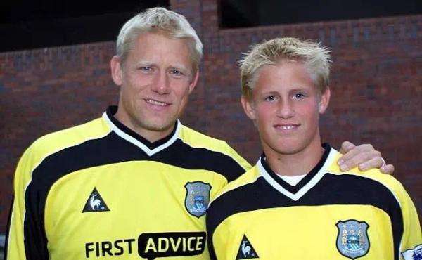 世界杯上的父子传奇,2018舒梅切尔父子