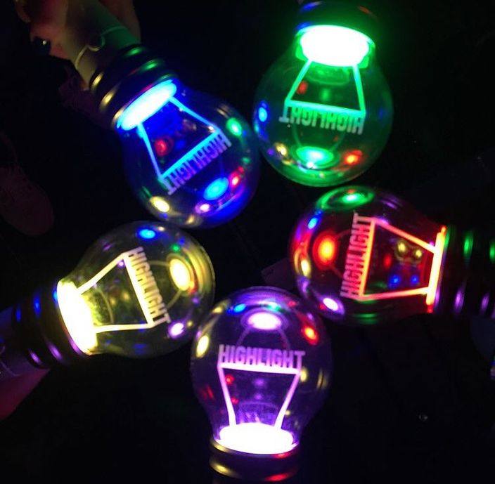 应援手灯你了解多少？细数韩12个大势男团的应援手灯