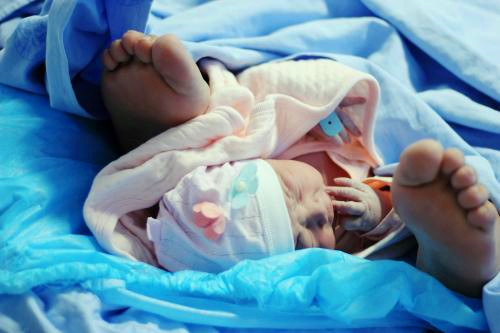 老公第一次打了我一巴掌的说说,老公出产房对你说的第一句话