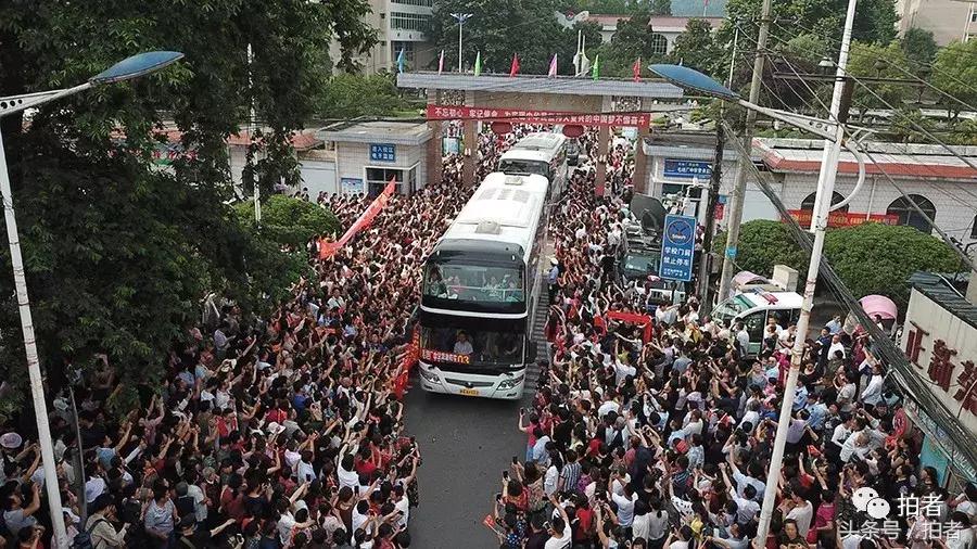 六月的视频片段,六月的惊奇瞬间