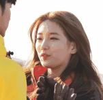 搞笑gif趣图妹子说要和我单独聊聊,搞笑gif趣图不知道说什么只想笑