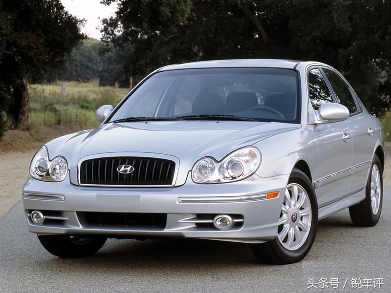 索纳塔八换全新索纳塔,索纳塔九2.4和索纳塔八2.4区别