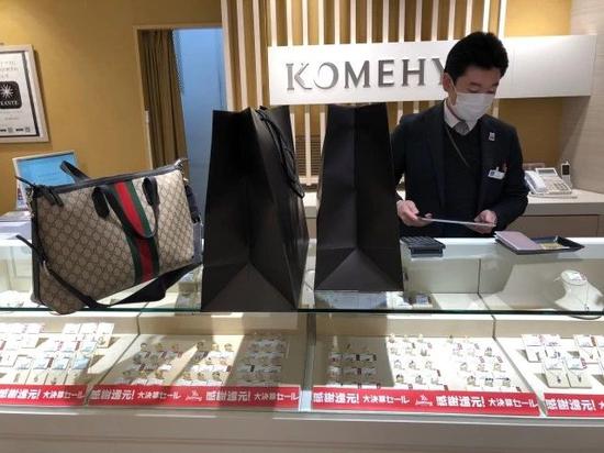 卖二手奢侈品包靠谱么,第一只奢侈品包买二手好吗