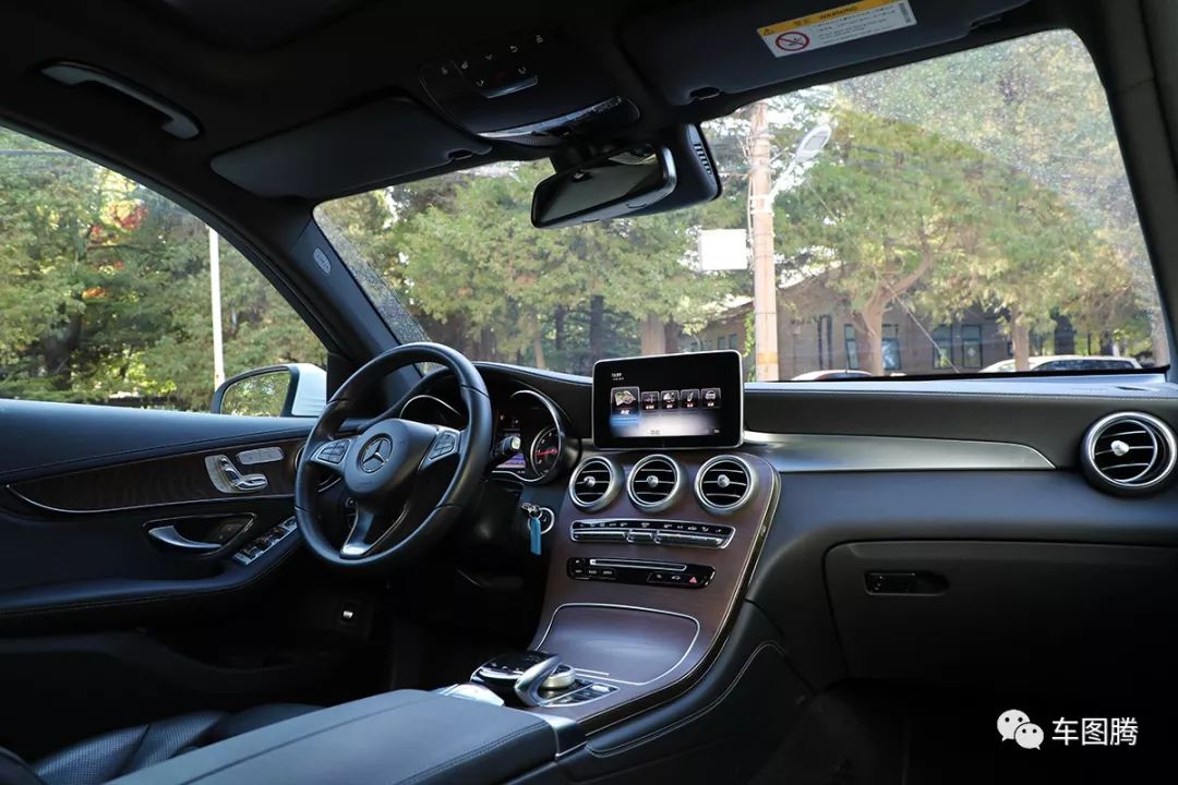 奔驰glc试驾第一视角感受,奔驰glc深度测评跑山路