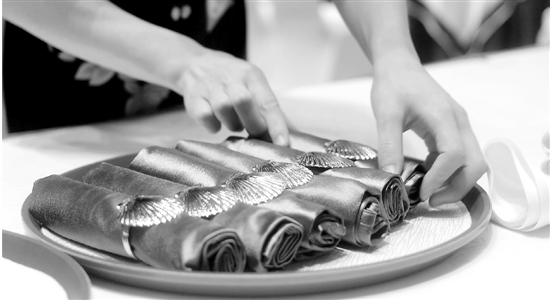 床铺要怎么摆,床铺要怎么摆才算正确