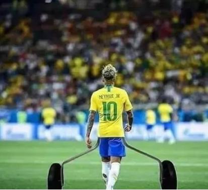 进世界杯八强，有漂亮的小女友，这就是内马尔