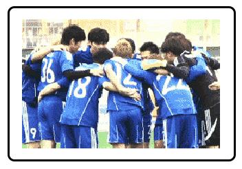 为什么足球运动员爱摸头,为什么足球运动员喜欢摸头