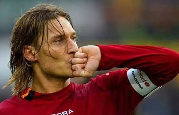 内马尔梅西谁更强,内马尔迷弟巨星们