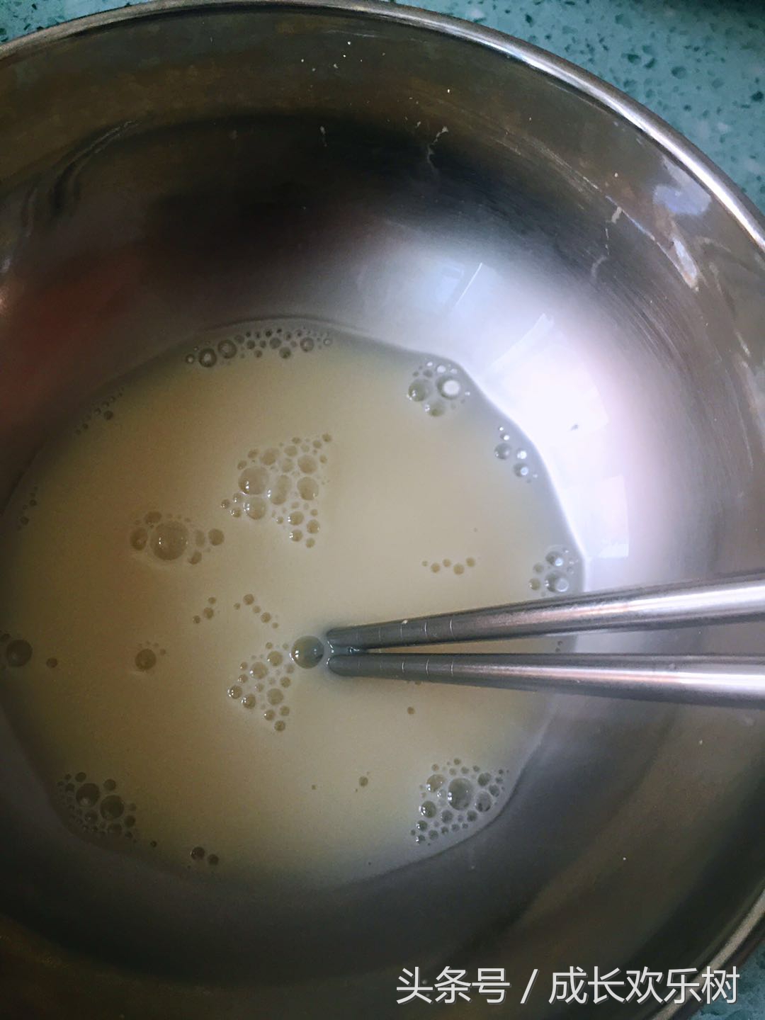 爸爸看世界杯，娃娃吃足球，好吃易学的足球馒头，一看就会