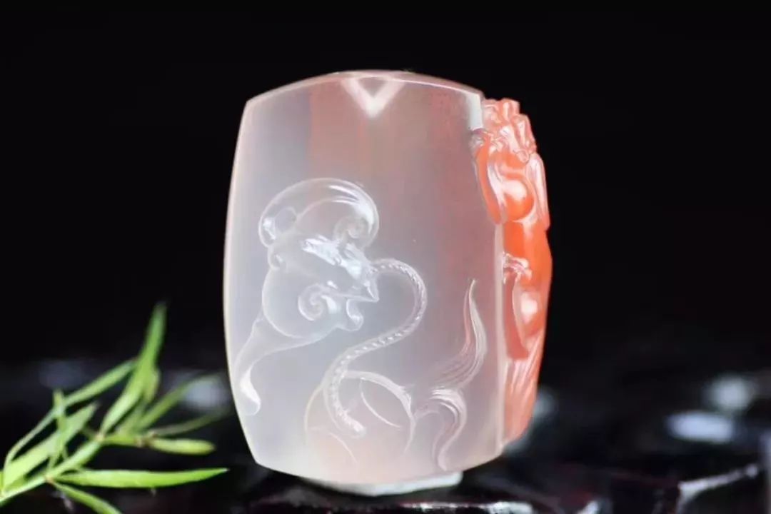 可知南红常买，将来别墅靠海！