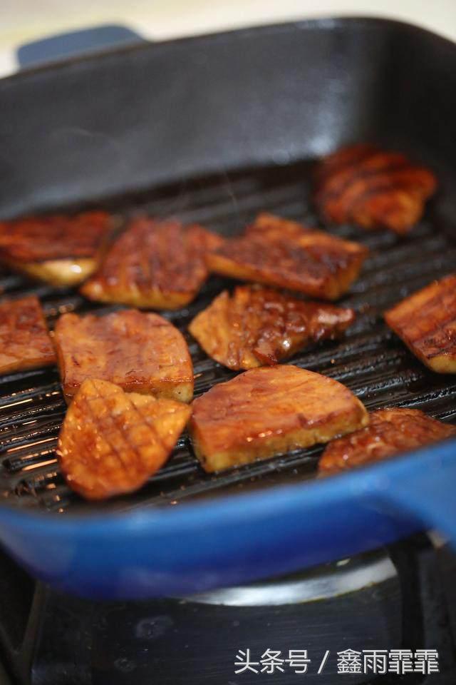 烧烤摊的酱汁怎么配,烧烤摊烤饼酱料