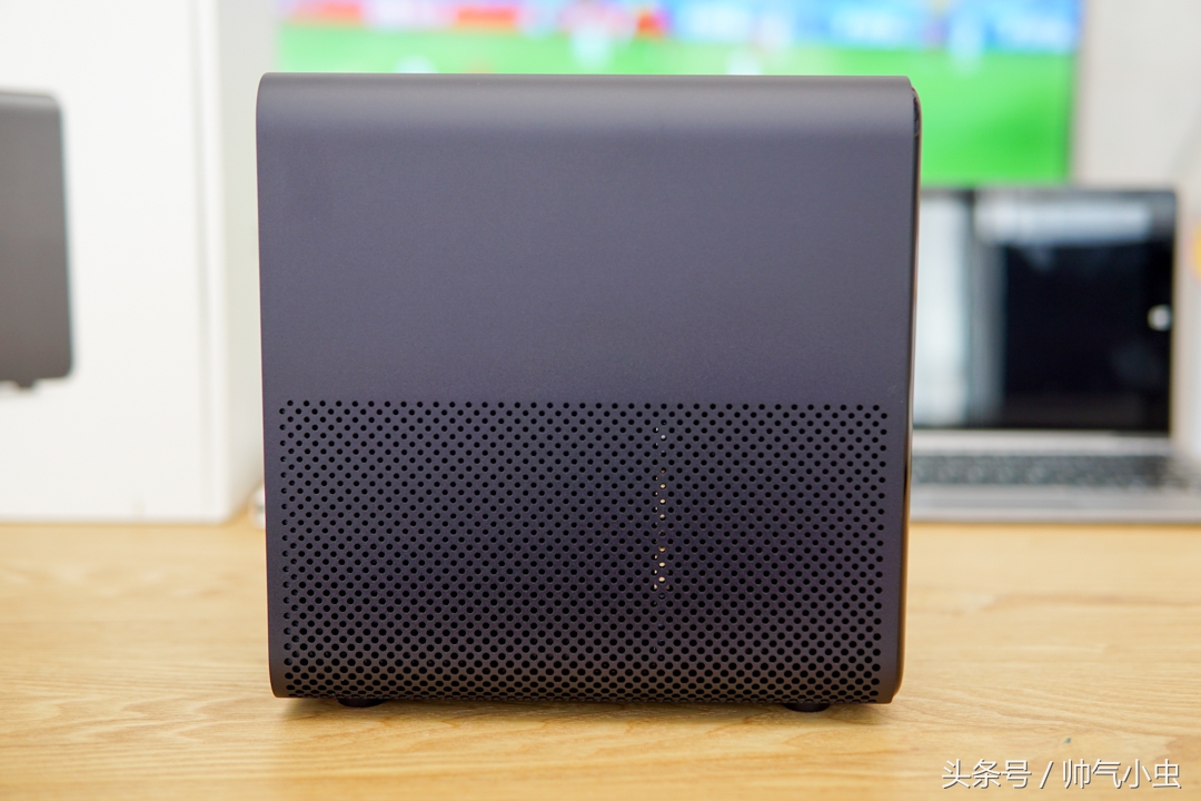 小米投影仪大于2000流明度,小米投影仪1000流明