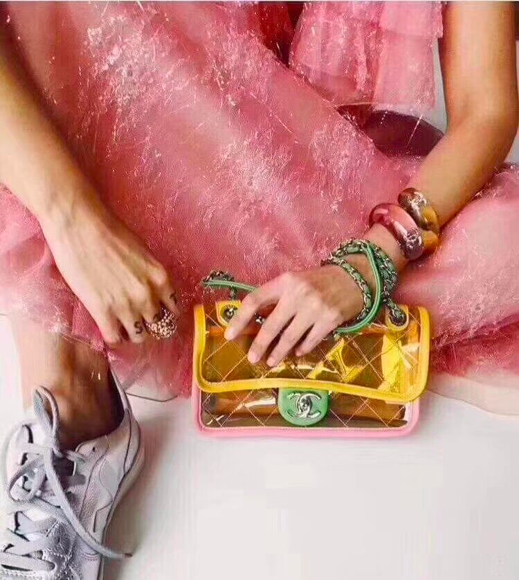 奢侈品流行的趋势,奢侈品火爆现象