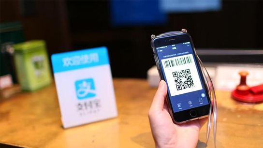 钱包不行了！义乌做钱包生意的皮具商感叹：有时候白送给客人也不要