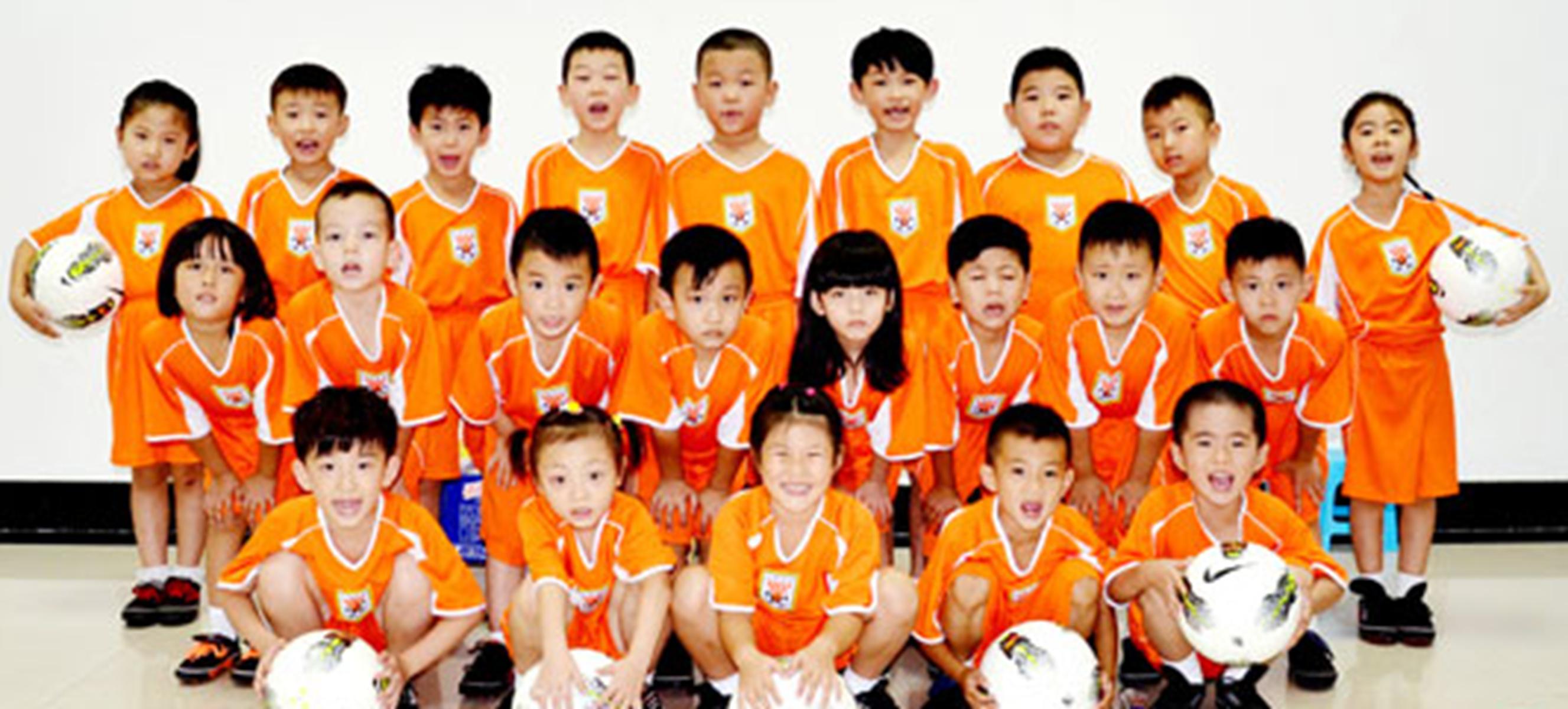 足球比赛中的球童是怎么选出来的,足球比赛为什么有球童